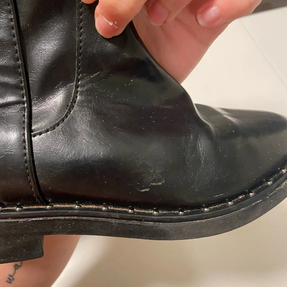 Wonder Nation girl’s studded fashion riding boots‎ — size 2